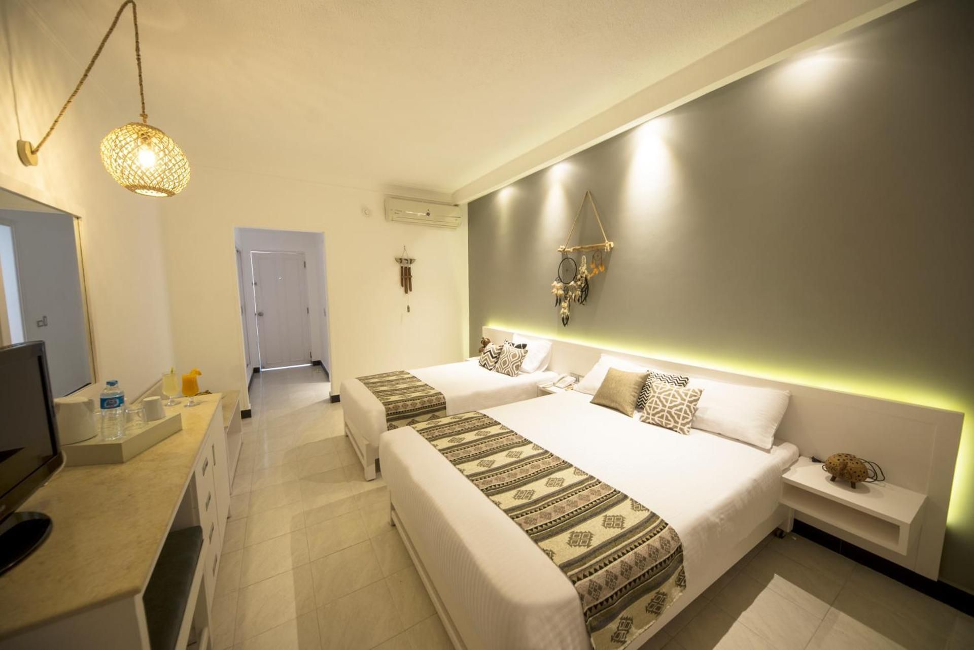 Triple Trouble Room - Egyptian and Residents only