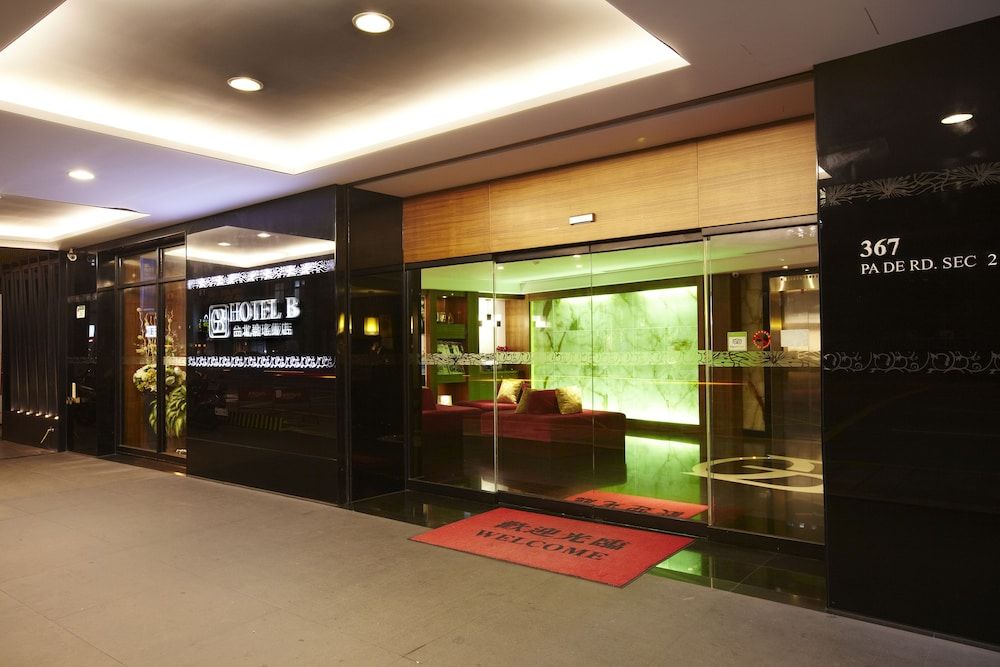 undefined Hotel B 7