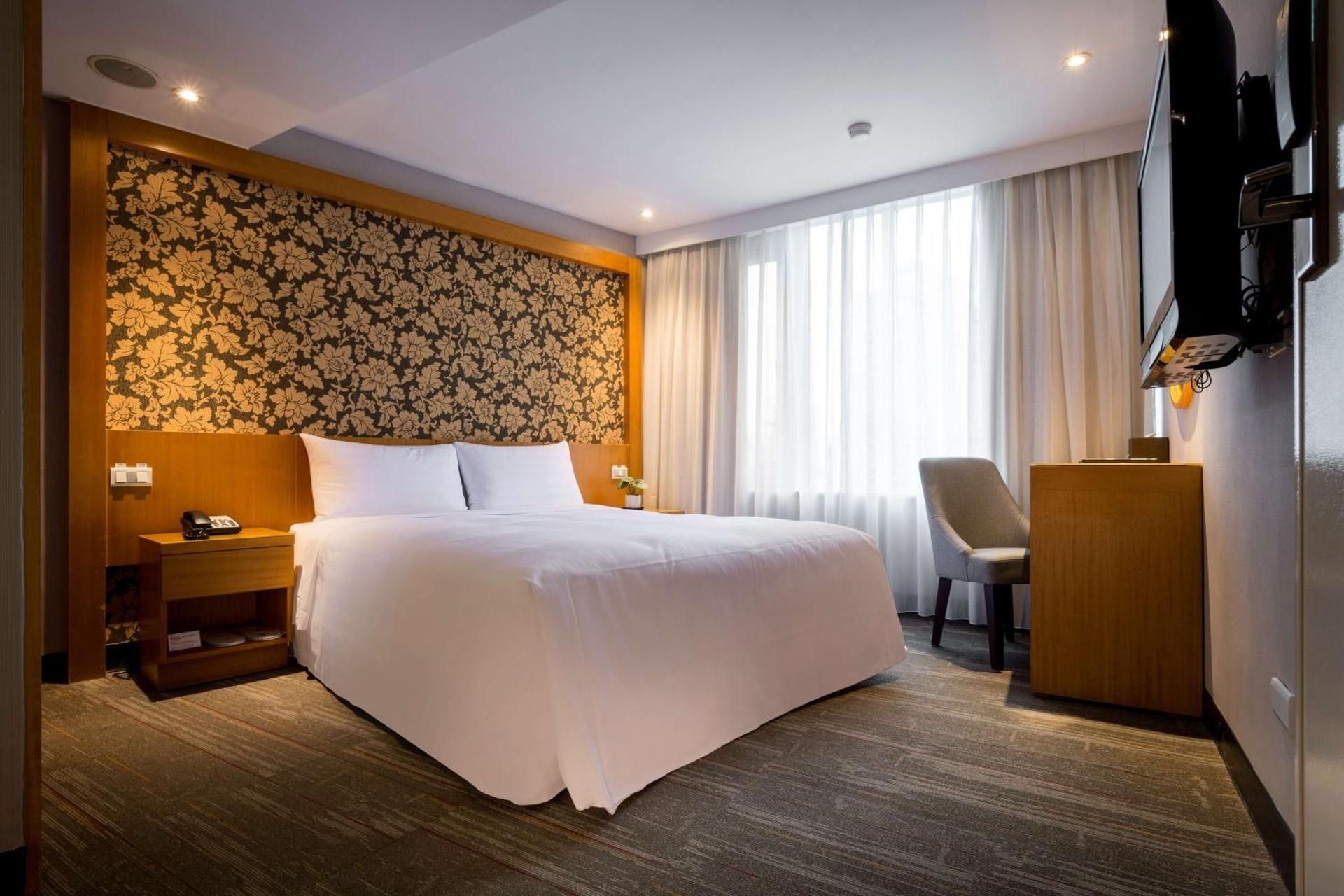 Hotel B Business Double Bed