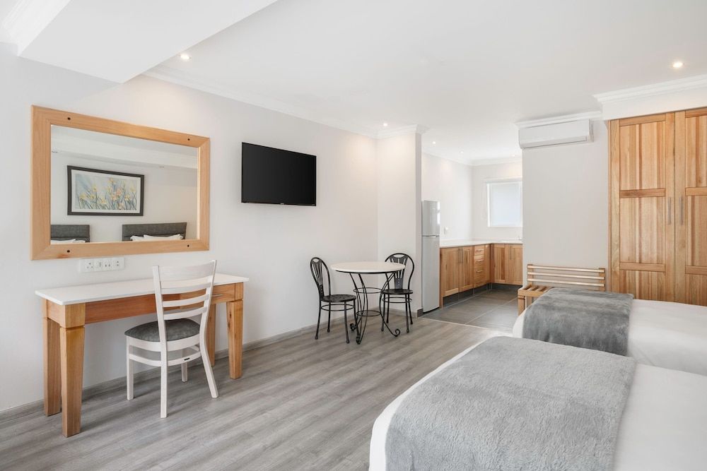 Protea Hotel by Marriott Polokwane Ranch Resort Room, 2 Twin Beds, Garden View (Balcony) 5