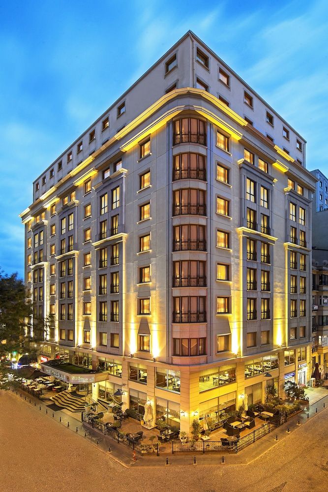 undefined Arts Hotel Taksim 6