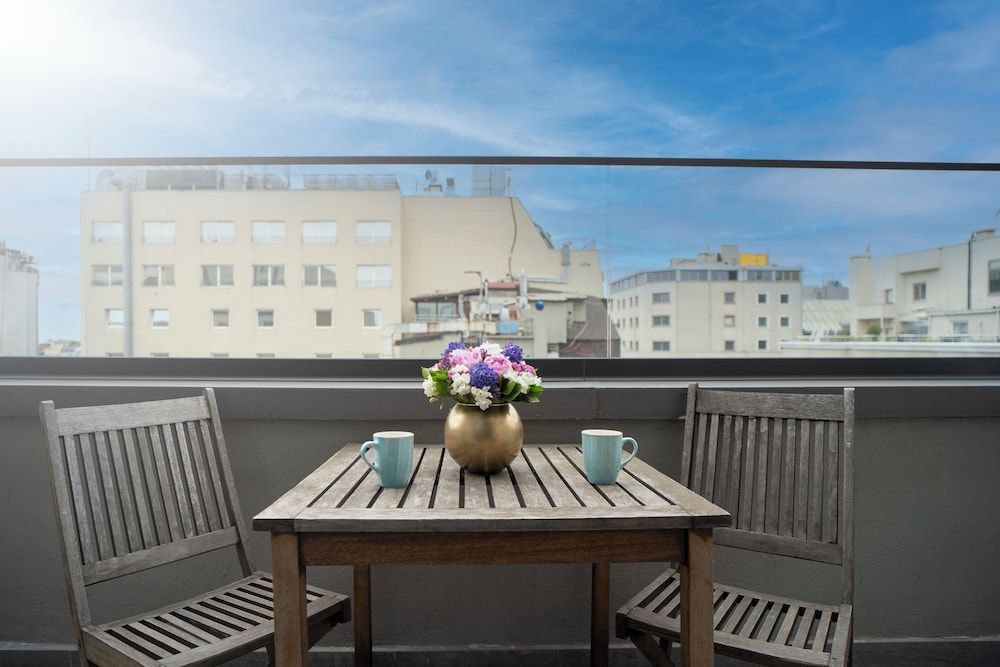 Arts Hotel Taksim Superior Room 3