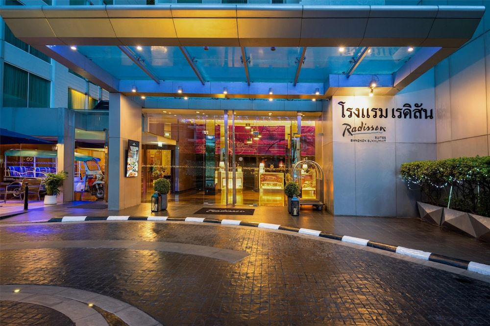 undefined Radisson Suites Bangkok Sukhumvit 9