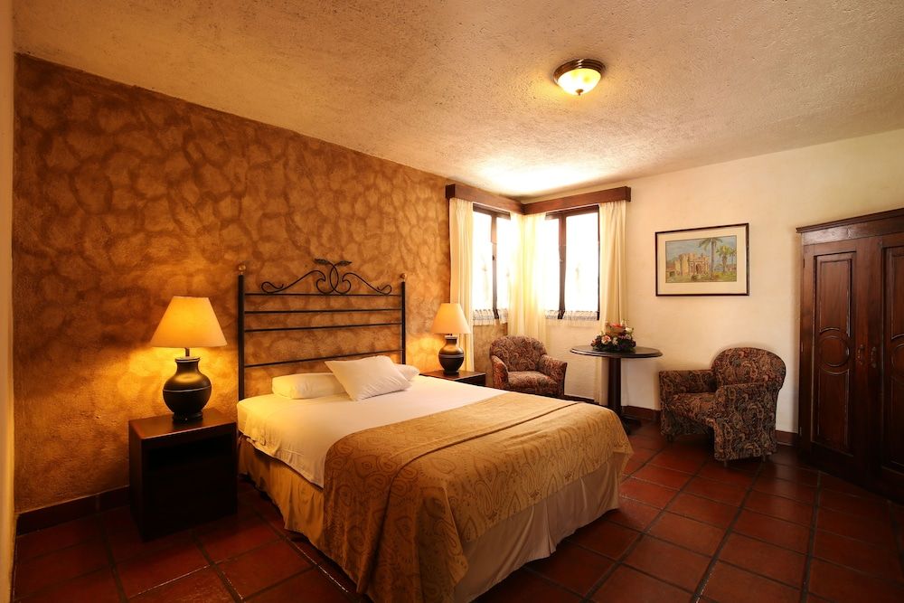 Villa Colonial Single Room