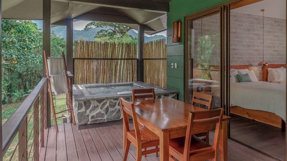 El Silencio Lodge and Spa 2 Bedroom Suite 3