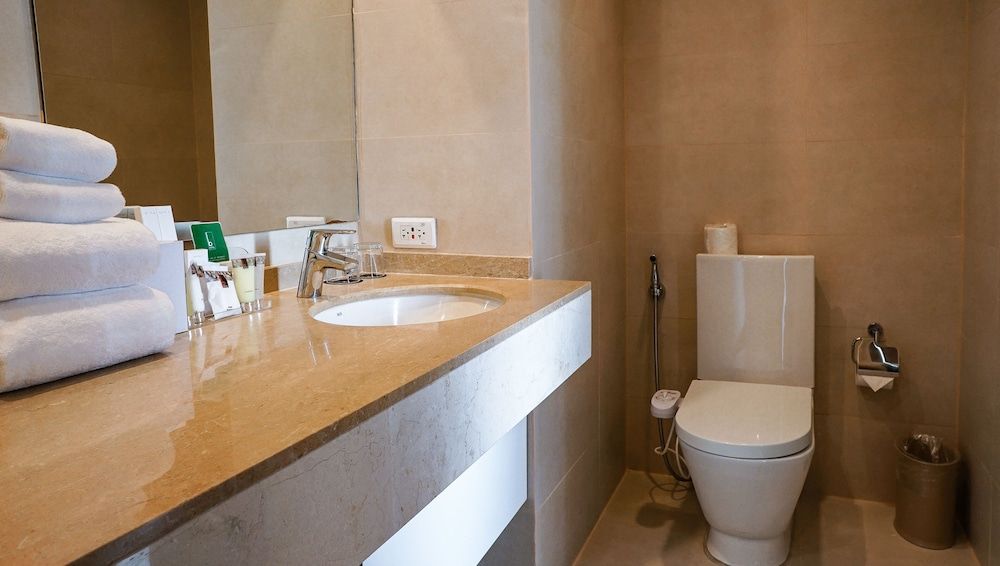 The B Hotel Standard Room, 1 Bedroom, Non Smoking 6