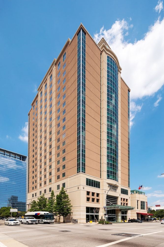 undefined Embassy Suites Houston Downtown 8