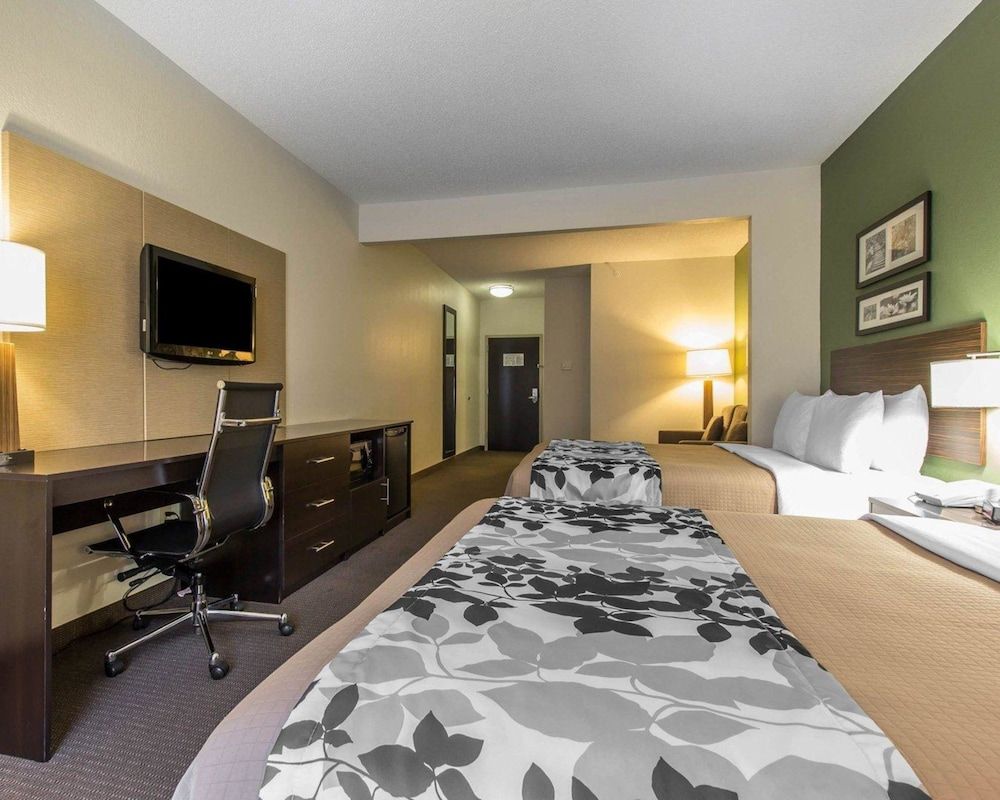 Room, 2 Queen Beds, Non Smoking