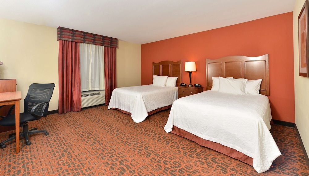 Room, 2 Queen Beds, Accessible, Non Smoking