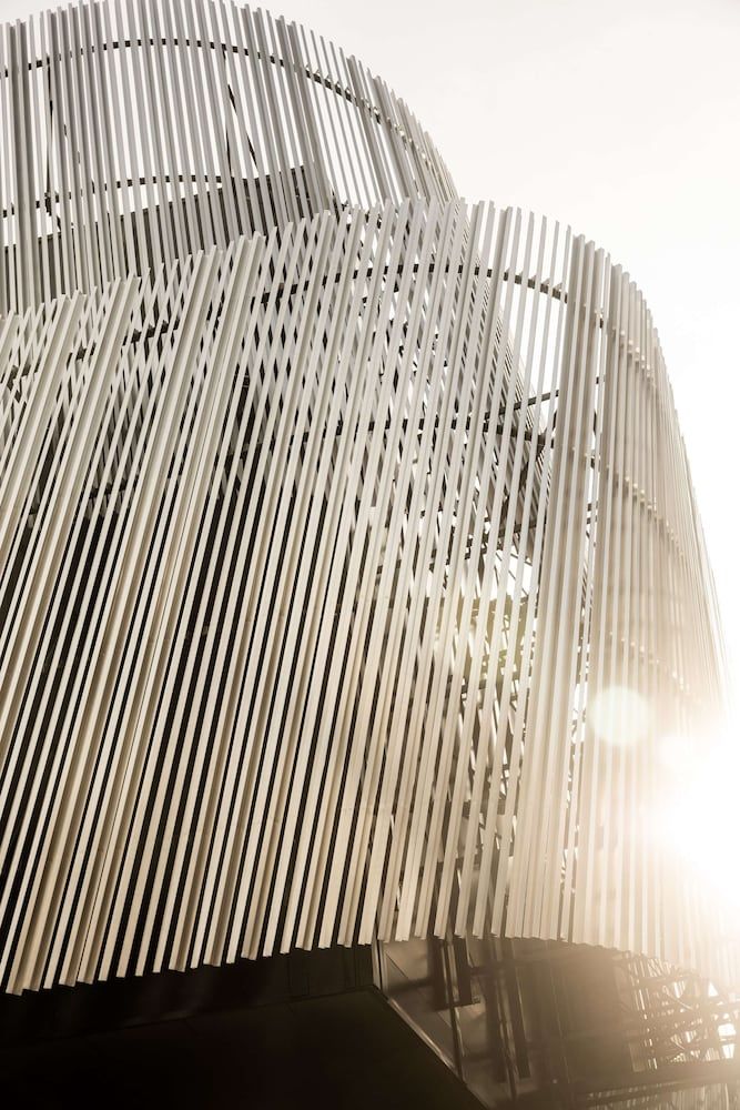 undefined Radisson Blu Waterfront Hotel 6