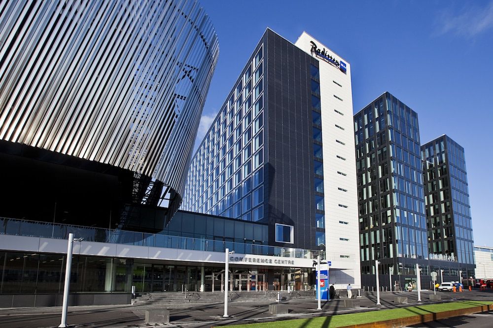 undefined Radisson Blu Waterfront Hotel 2