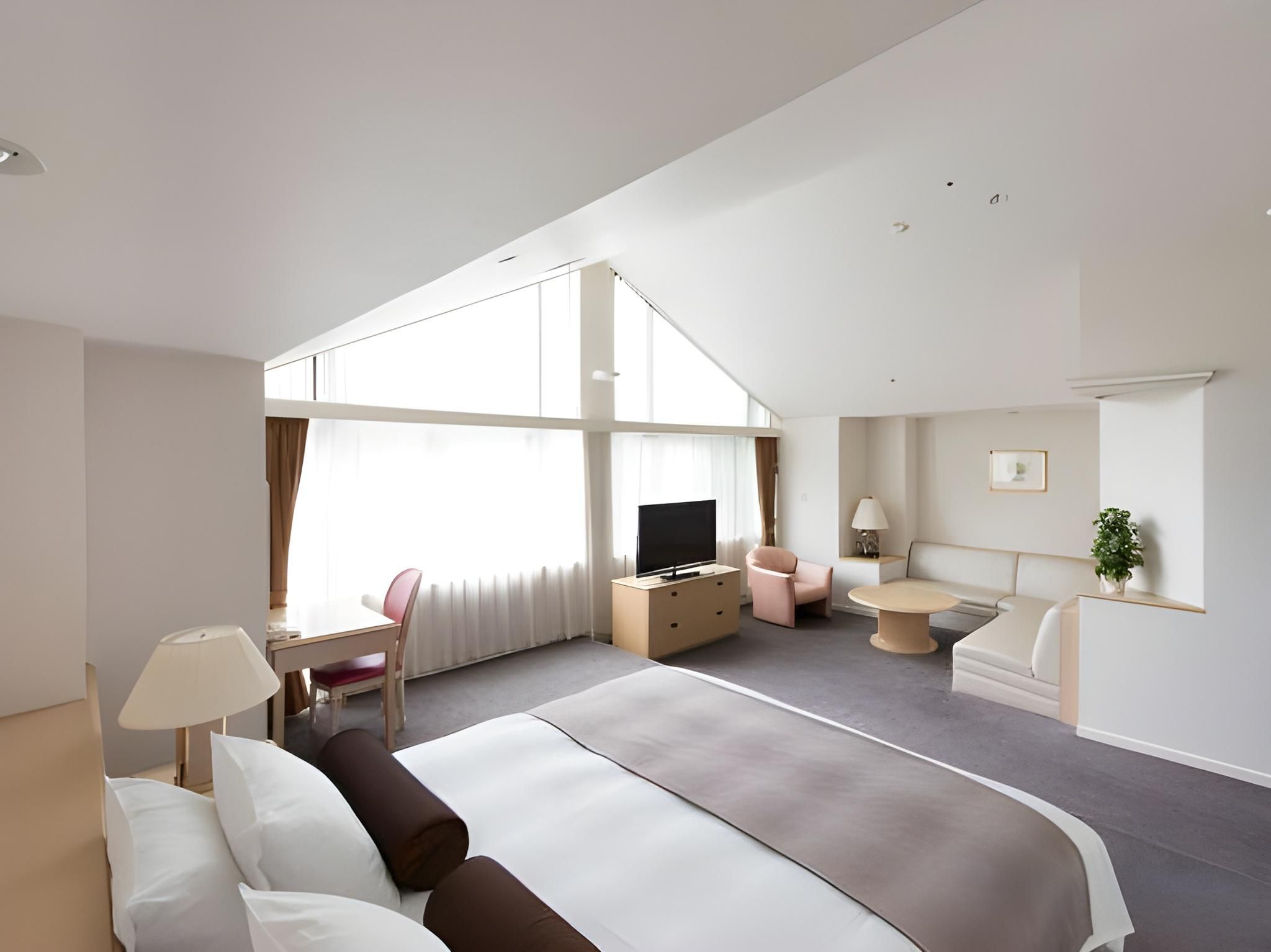 Junior Suite-Mountain Side for 3 people - Non-Smoking