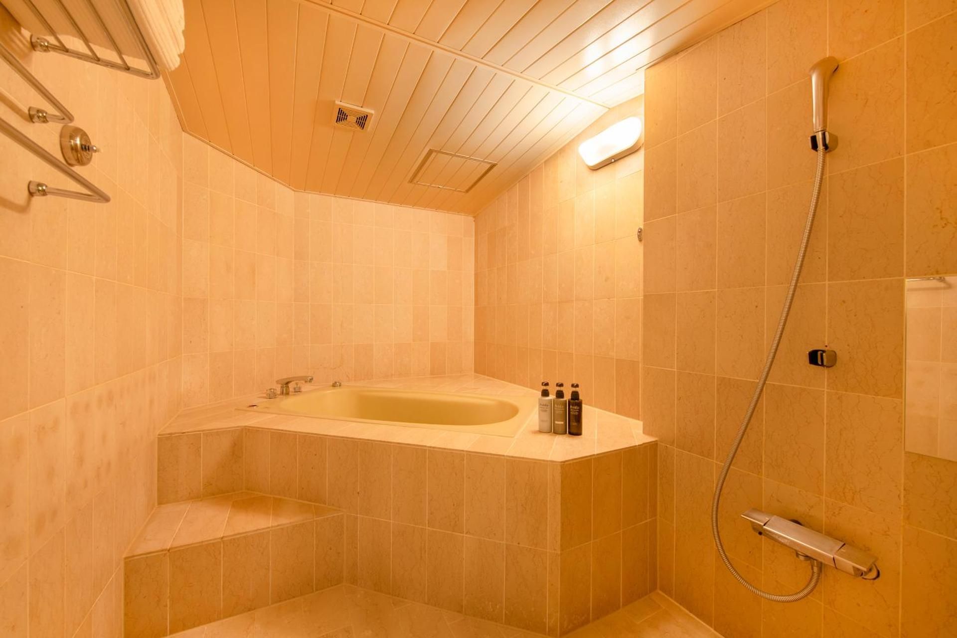 Junior Suite-Mountain Side for 2 people - Non-Smoking