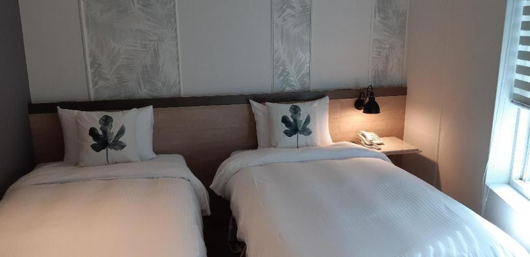 undefined New California Hotel 5