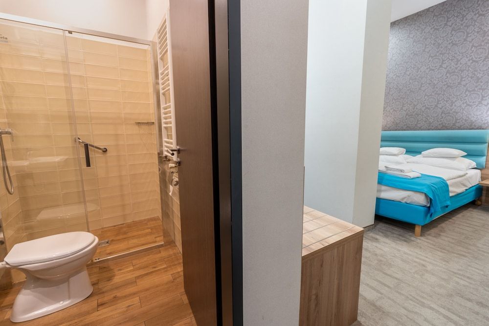 Medos Hotel Superior Double Room, 1 Queen Bed 10