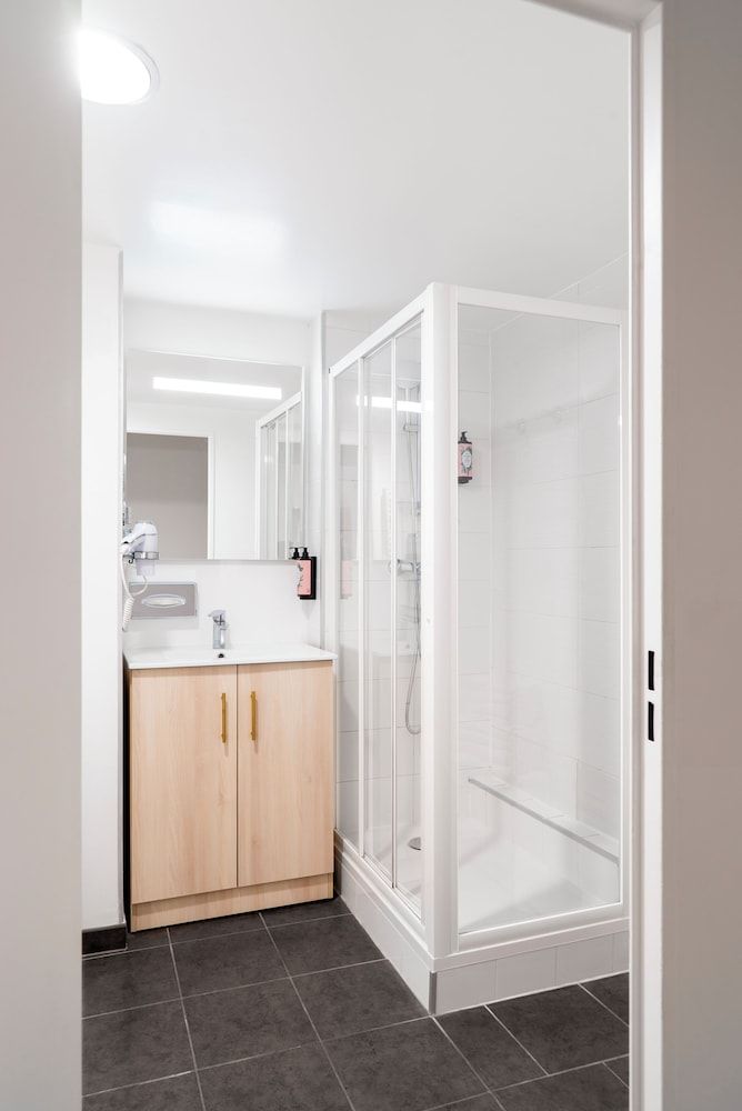 Residhome Paris-Guyancourt Apartment 3