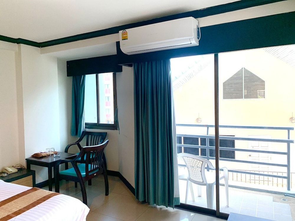 Tanawit Hotel Hua Hin Superior Double Room 11