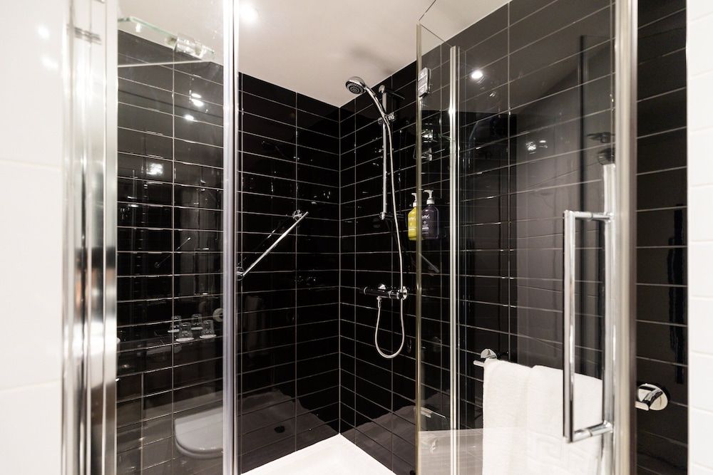 Holiday Inn Express London Heathrow T5 by IHG