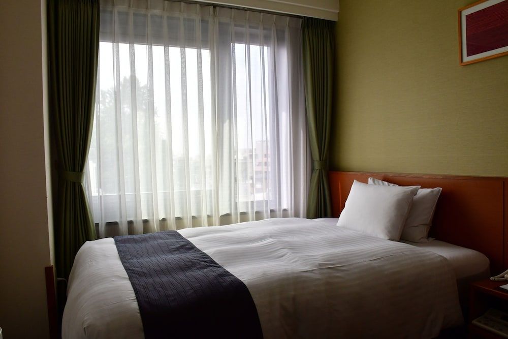 Standard Single Room, Smoking
