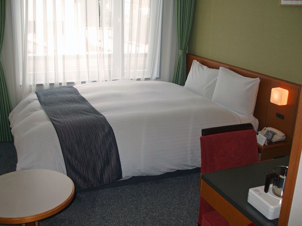 Semidouble Room, Smoking