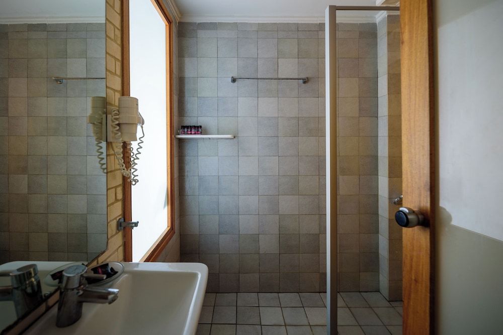 Afroditi Venus Beach Hotel & Spa Double or Twin Room, Garden View (No Balcony) 5