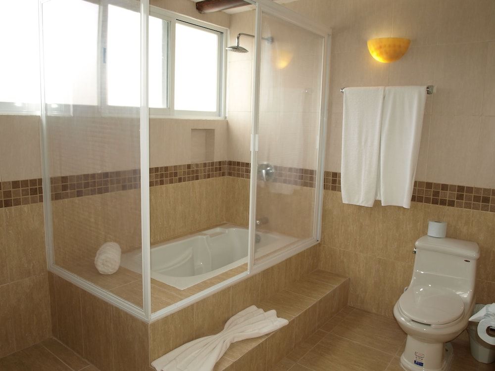 Hotel El Campanario Studio, 2 Double Beds 8