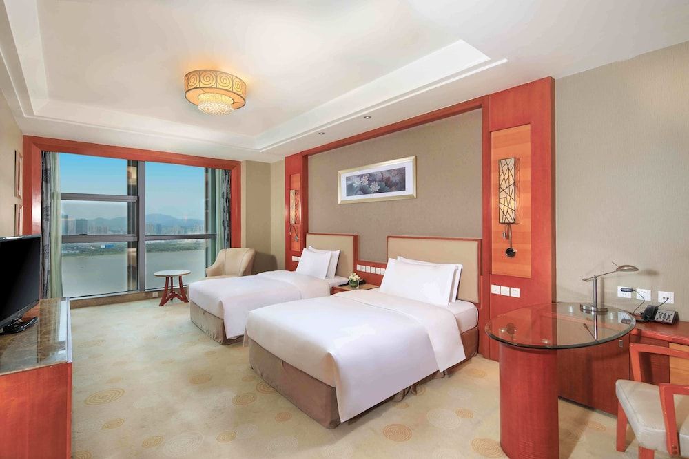 Superior Twin Room, River View