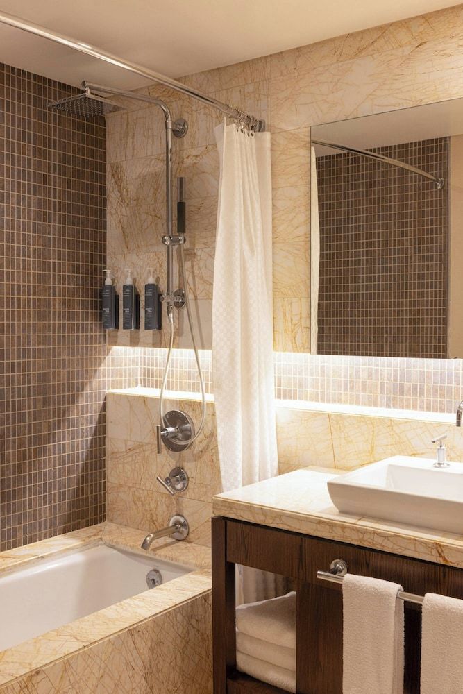 The Westin Santa Fe, Mexico City Deluxe Room, 2 Double Beds, Non Smoking 8