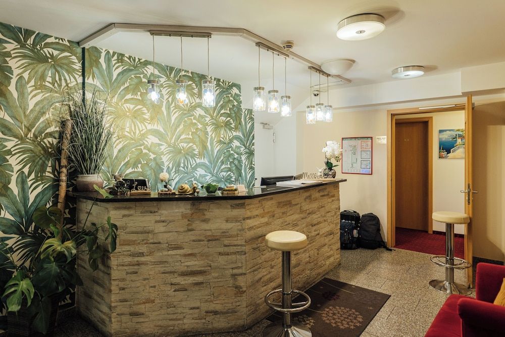 undefined Hotel Andra 9