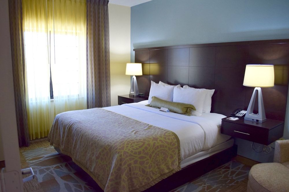 Suite, 1 Bedroom, Kitchen