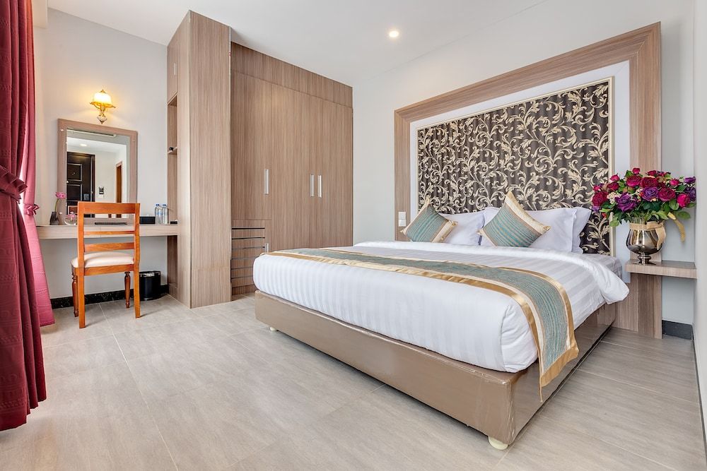 New York Hotel Superior Double Room 4