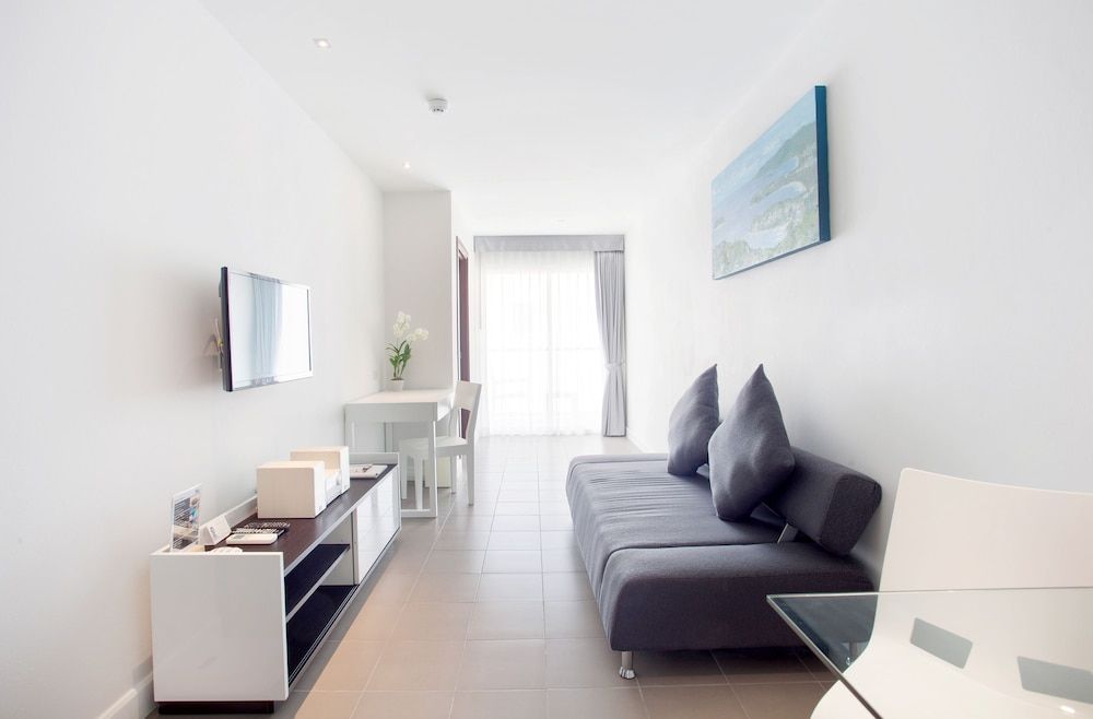 undefined Nap Patong