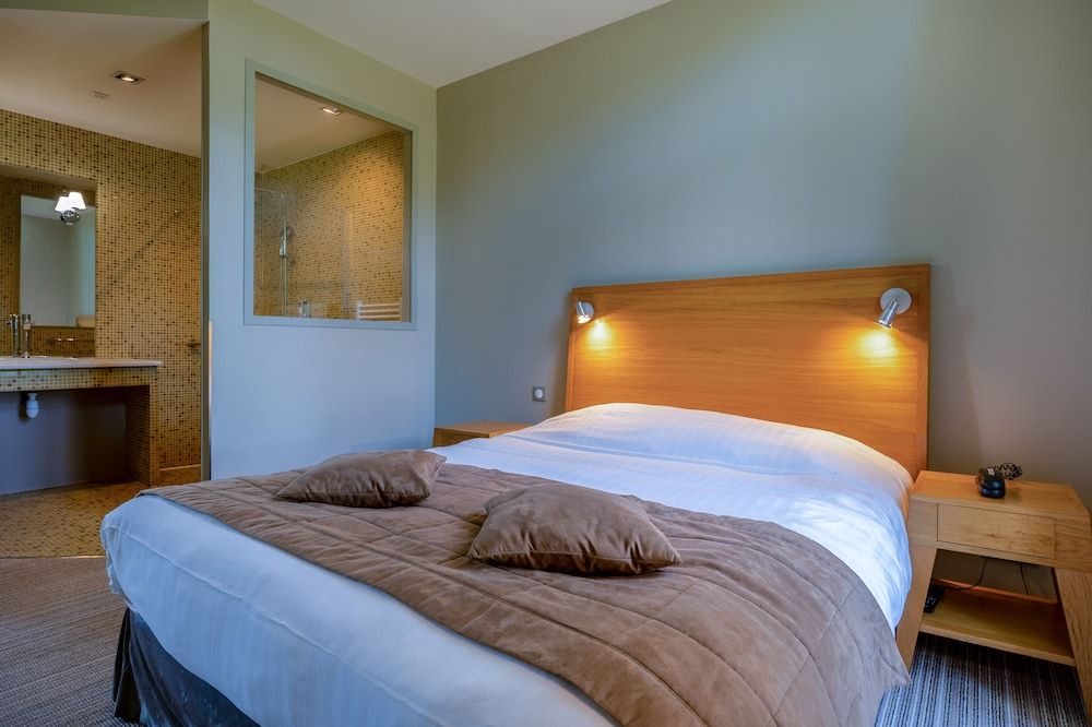 Room (Prestige)