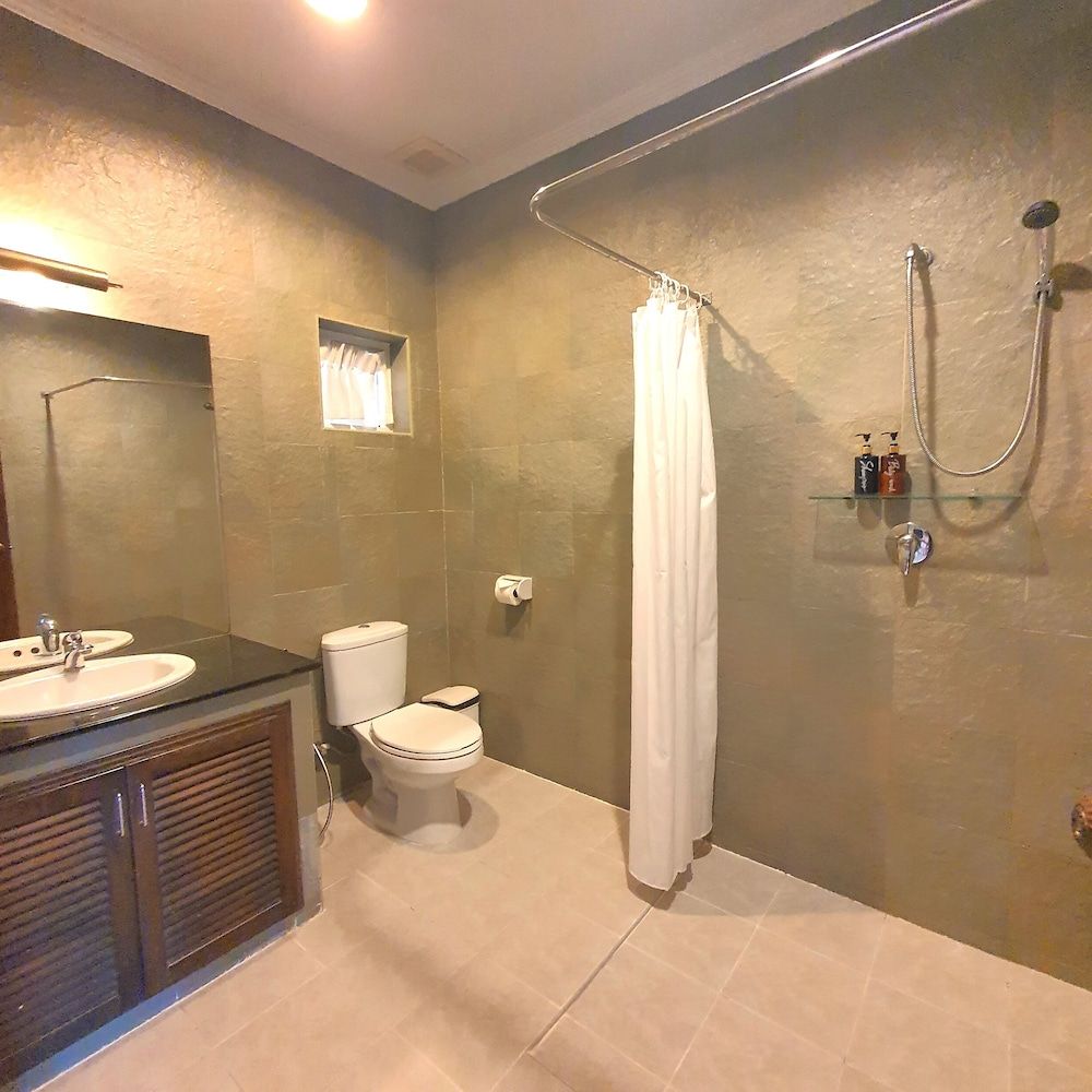 Serene Sands Health Resort Family Room 5