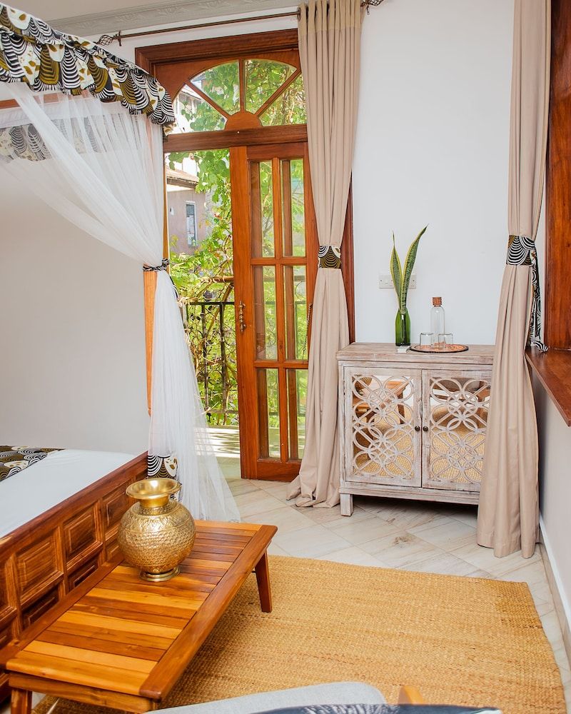 Deluxe Courtyard Double Room