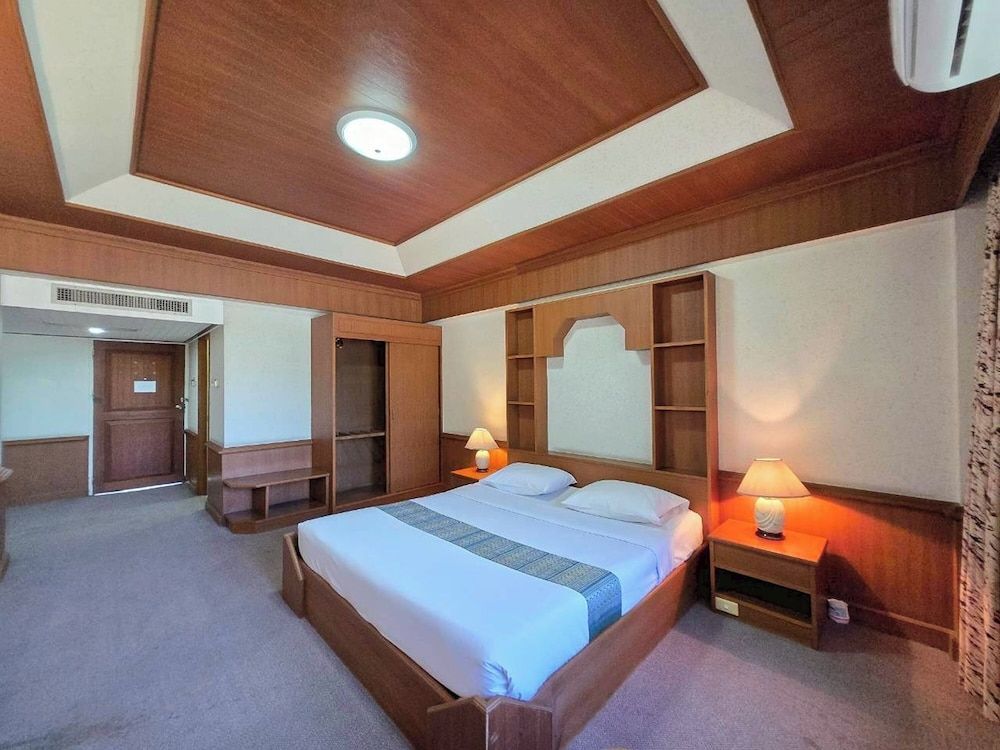 Pailyn Hotel Sukhothai Suite 7