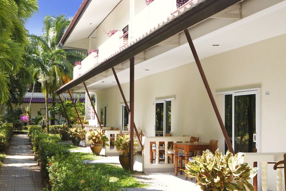 undefined Patong Palace Hotel 7