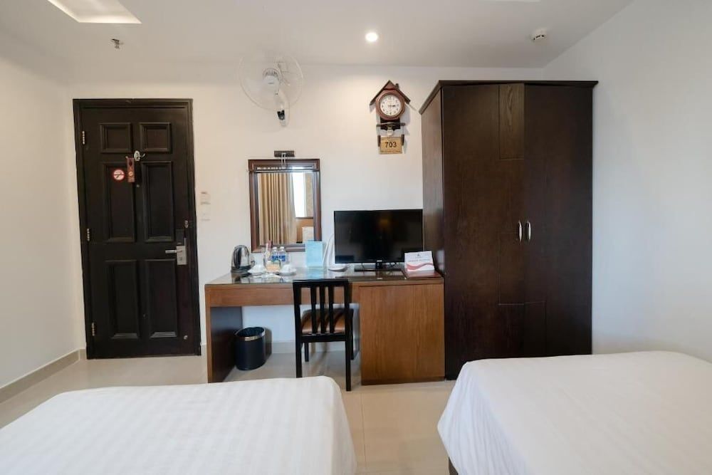 undefined A25 Hotel - 29 Bui Thi Xuan 8