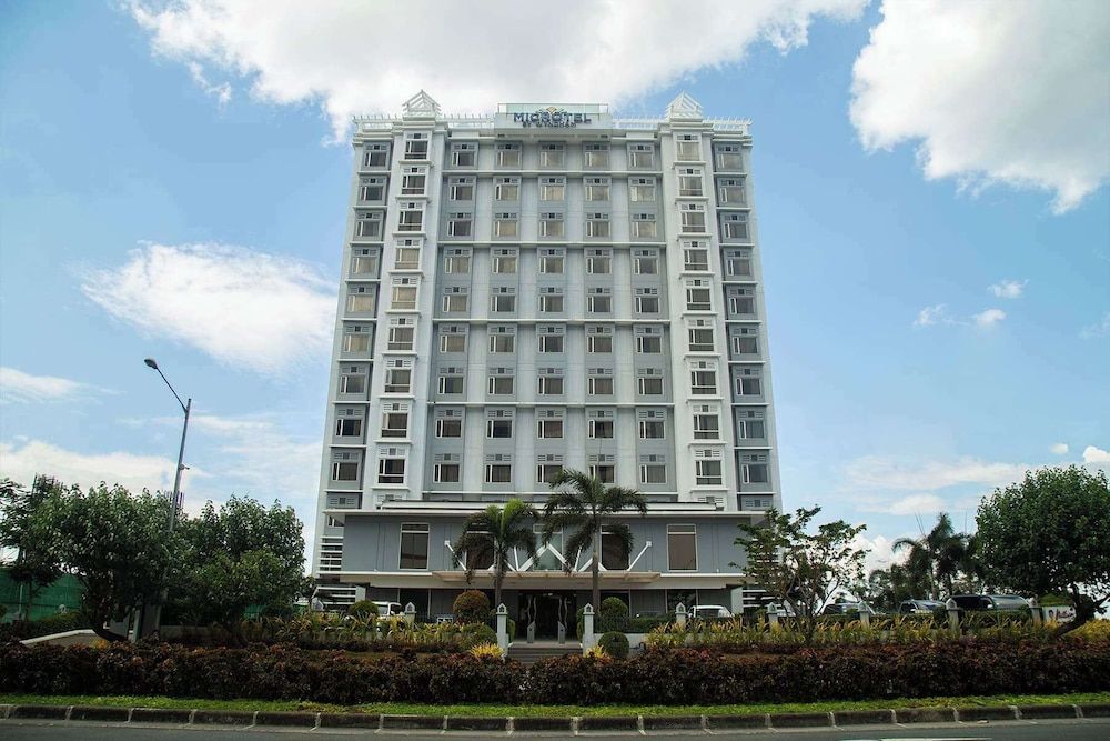 undefined Microtel by Wyndham Mall of Asia 7