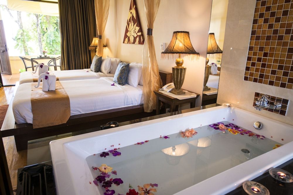 undefined Koh Chang Cliff Beach Resort 2