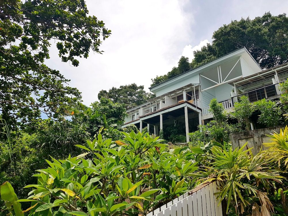 undefined Koh Chang Cliff Beach Resort 8