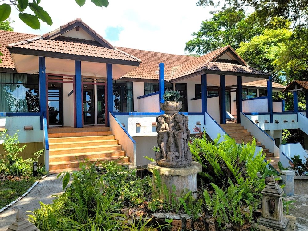 undefined Koh Chang Cliff Beach Resort 9