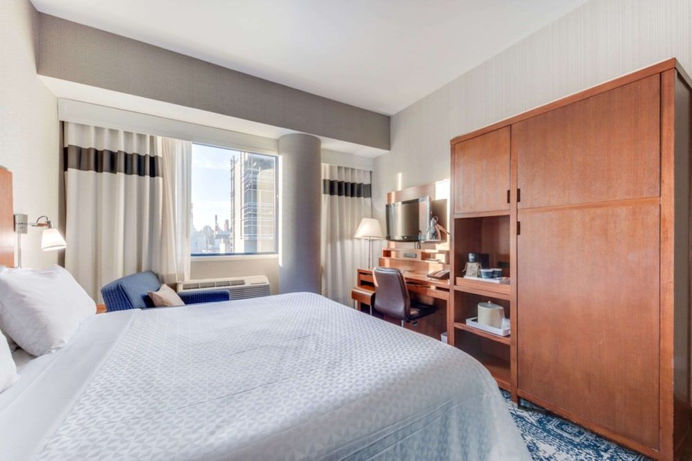 undefined Vista LIC Hotel, BW Premier Collection 4