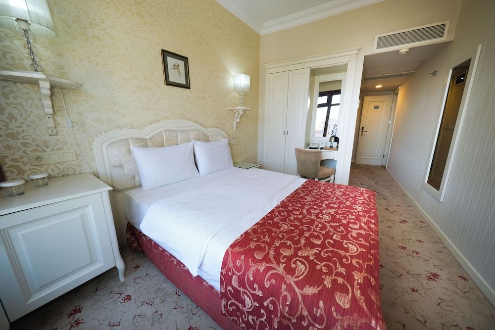 The And Hotel Istanbul - Special Class Standard Double or Twin Room, 1 Double or 2 Twin Beds 7