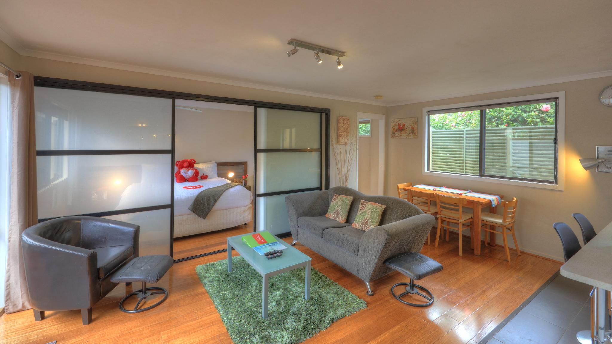 1 Bedroom Romance Suite Non-Smoking