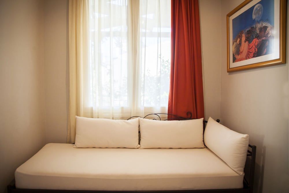 undefined Kimon Athens Hotel 6