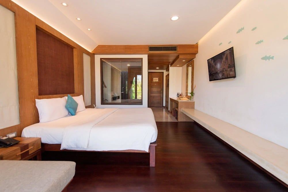 Tup Kaek Sunset Beach Resort Deluxe Room, Pool View 2