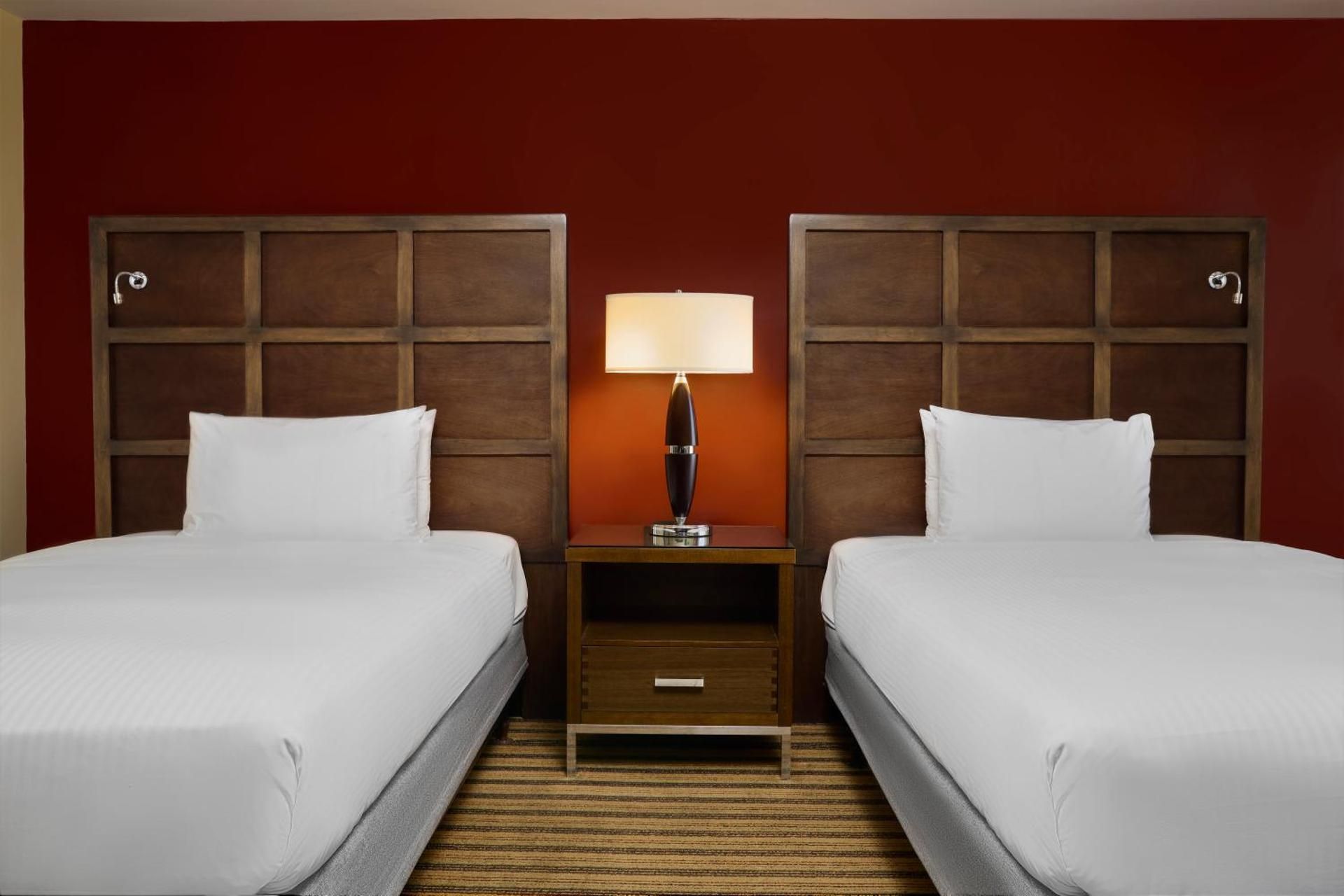 Club lounge access, Guest room, 2 Double, City view