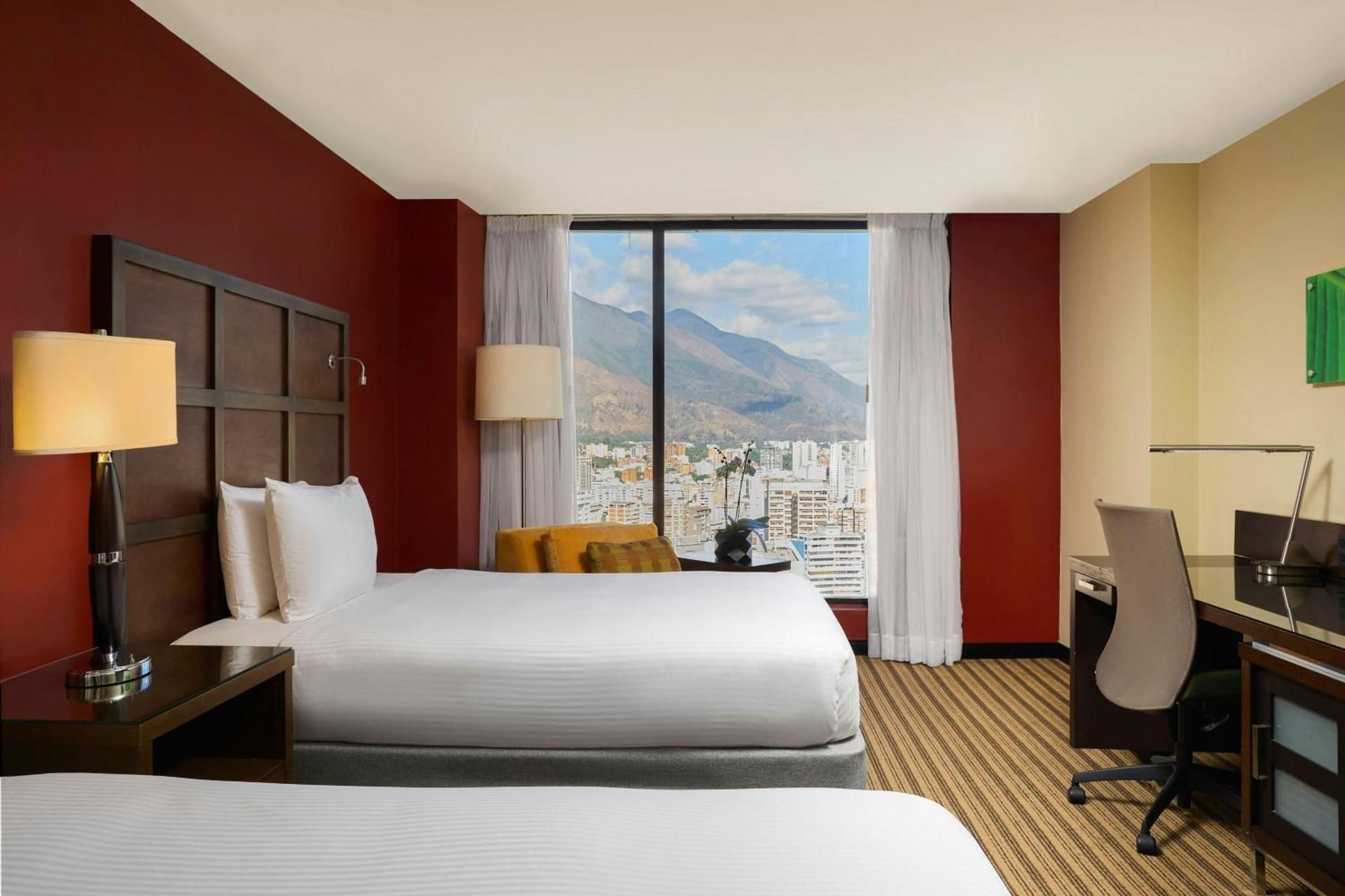 Guest room, 2 Double, City view