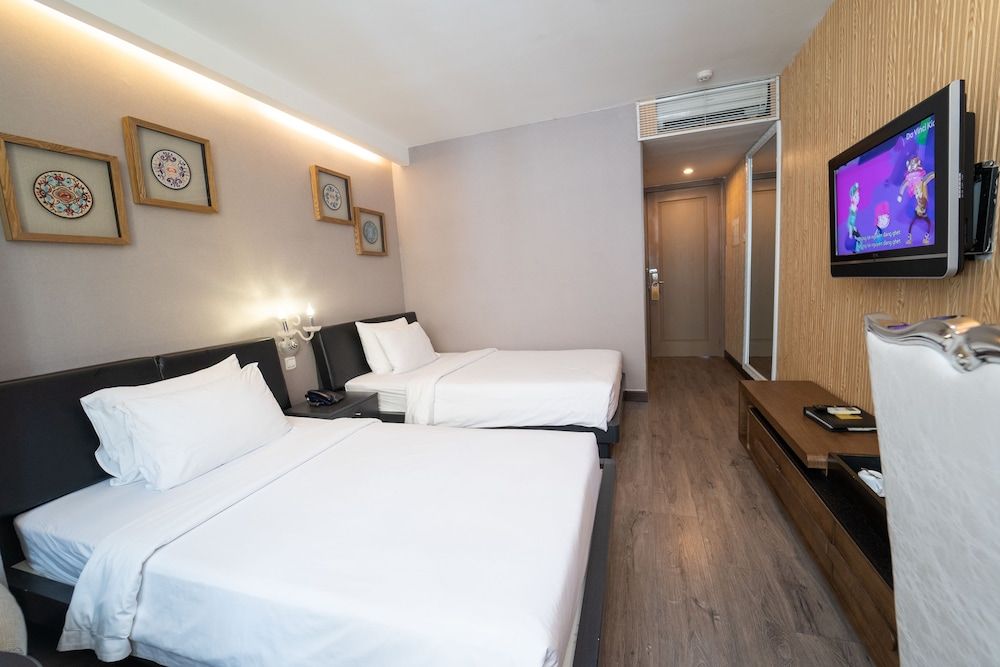 Executive Twin Room, City View
